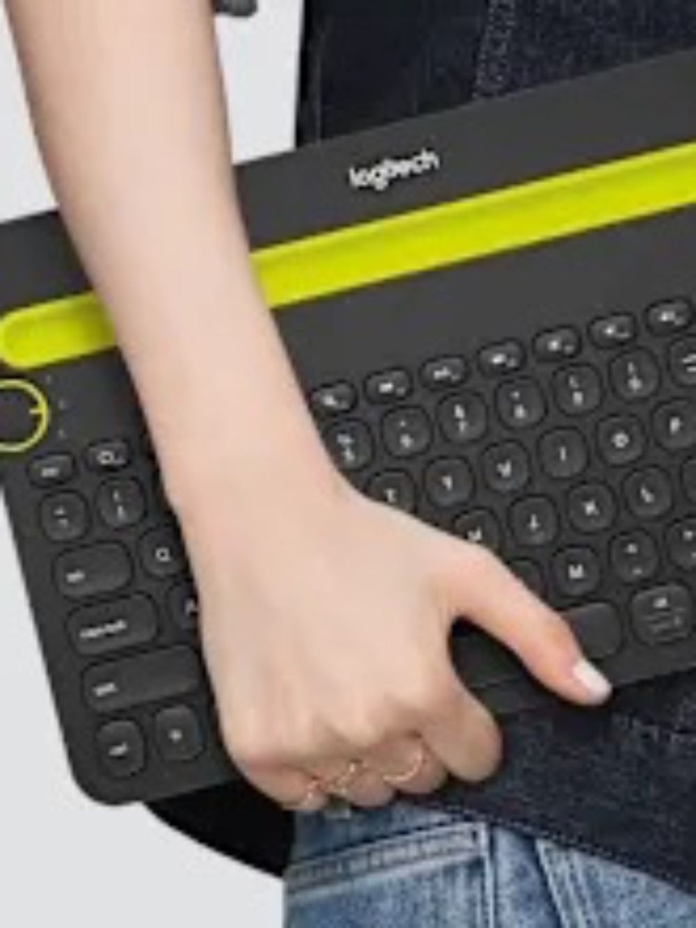 Bluetooth Multi-Device Keyboard K480 - Picture 4 of 4